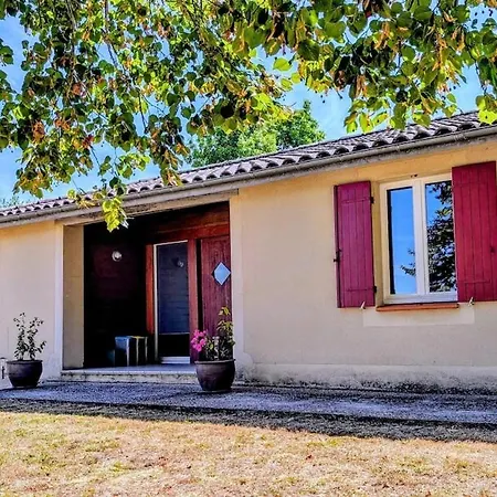 Сasa de vacaciones For 6 With Chateau View *